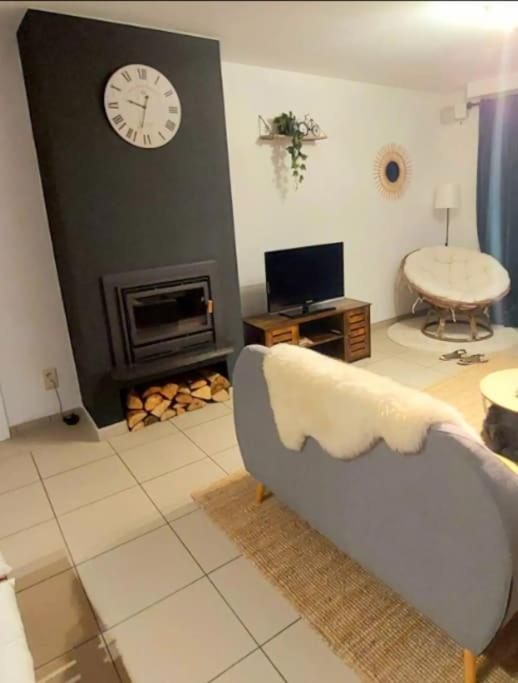 Appartement Durbuy Avec Piscine Et Activites Εξωτερικό φωτογραφία